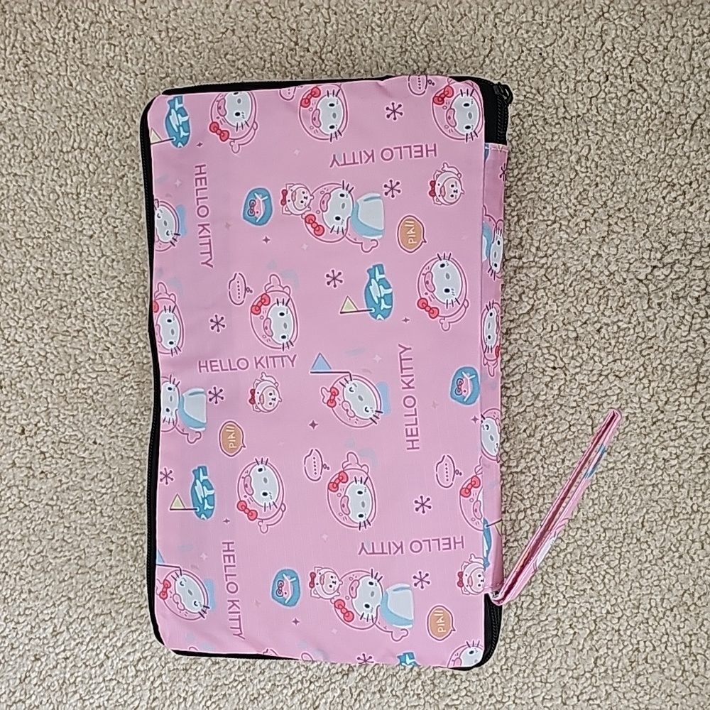 Hello Kitty Foldable Travel Bag - Picture 3 of 8